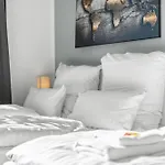 Apartment Premium - 12 People - Fully Equipped - 2 Min Station Duisburg