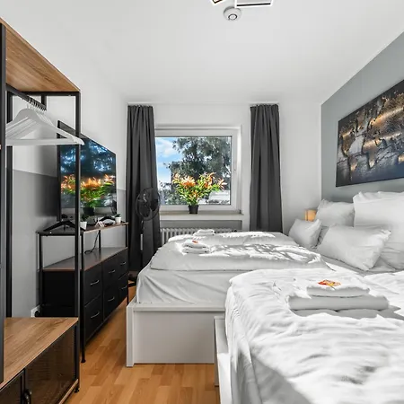 Daire Premium - 12 People - Fully Equipped - 2 Min Station Duisburg
