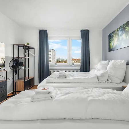 Premium - 12 People - Fully Equipped - 2 Min Station Duisburg