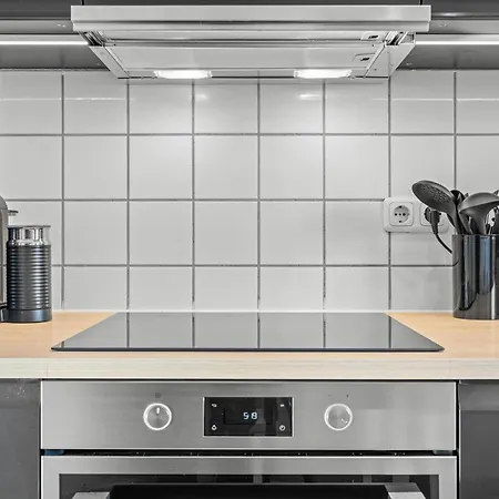 Federnest Living - Premium - 12 People - Fully Equipped - 2 Min Station Duisburg