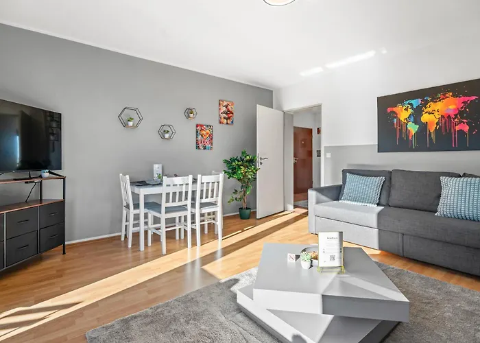 Premium - 12 People - Fully Equipped - 2 Min Station Apartman *