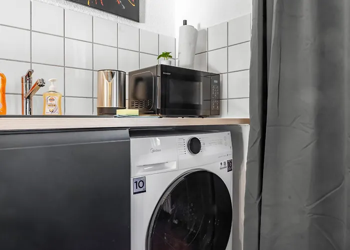 Apartman Premium - 12 People - Fully Equipped - 2 Min Station *