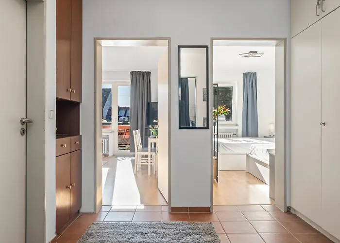 Premium - 12 People - Fully Equipped - 2 Min Station Duisburg