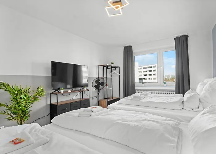 Apartman Premium - 12 People - Fully Equipped - 2 Min Station